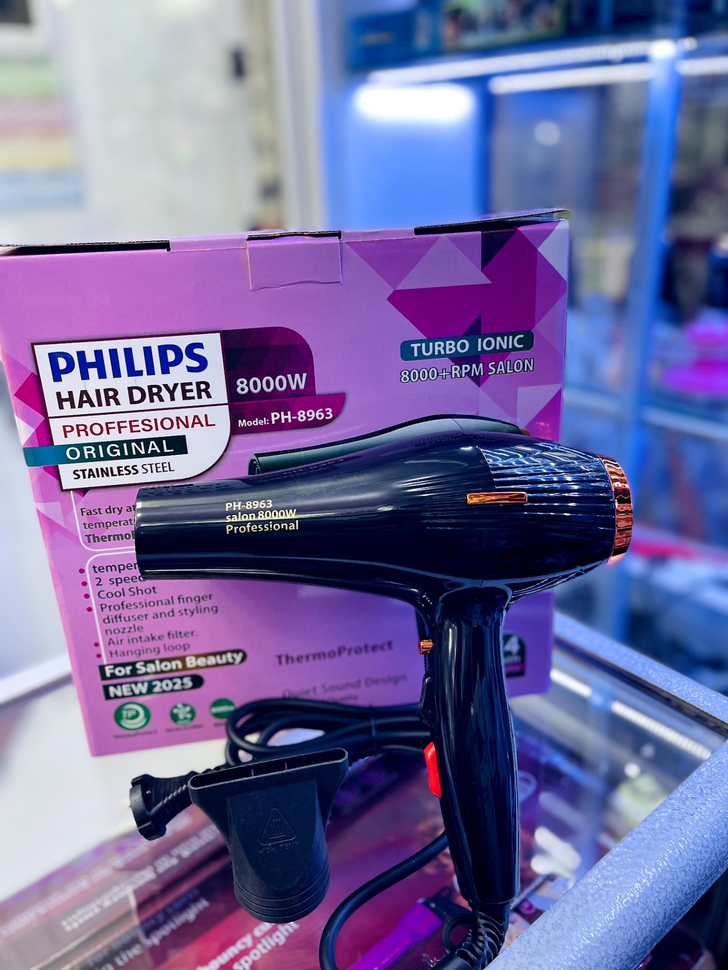 سشوار فیلیپس 8000 وات مدل PH-8963 با فناوری ThermoProtect و موتور قدرتمند
